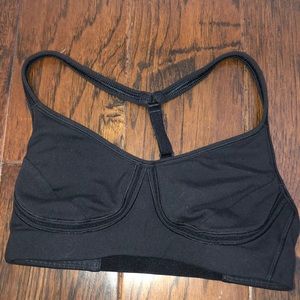Lululemon size 4 black crop top!